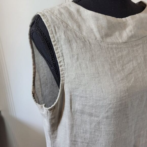 Bella Ambra Linen Sleeveless Dress - Picture 8 of 10